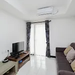 Nice And Elegant 1Br At The Wave Kuningan Apartment By Travelio