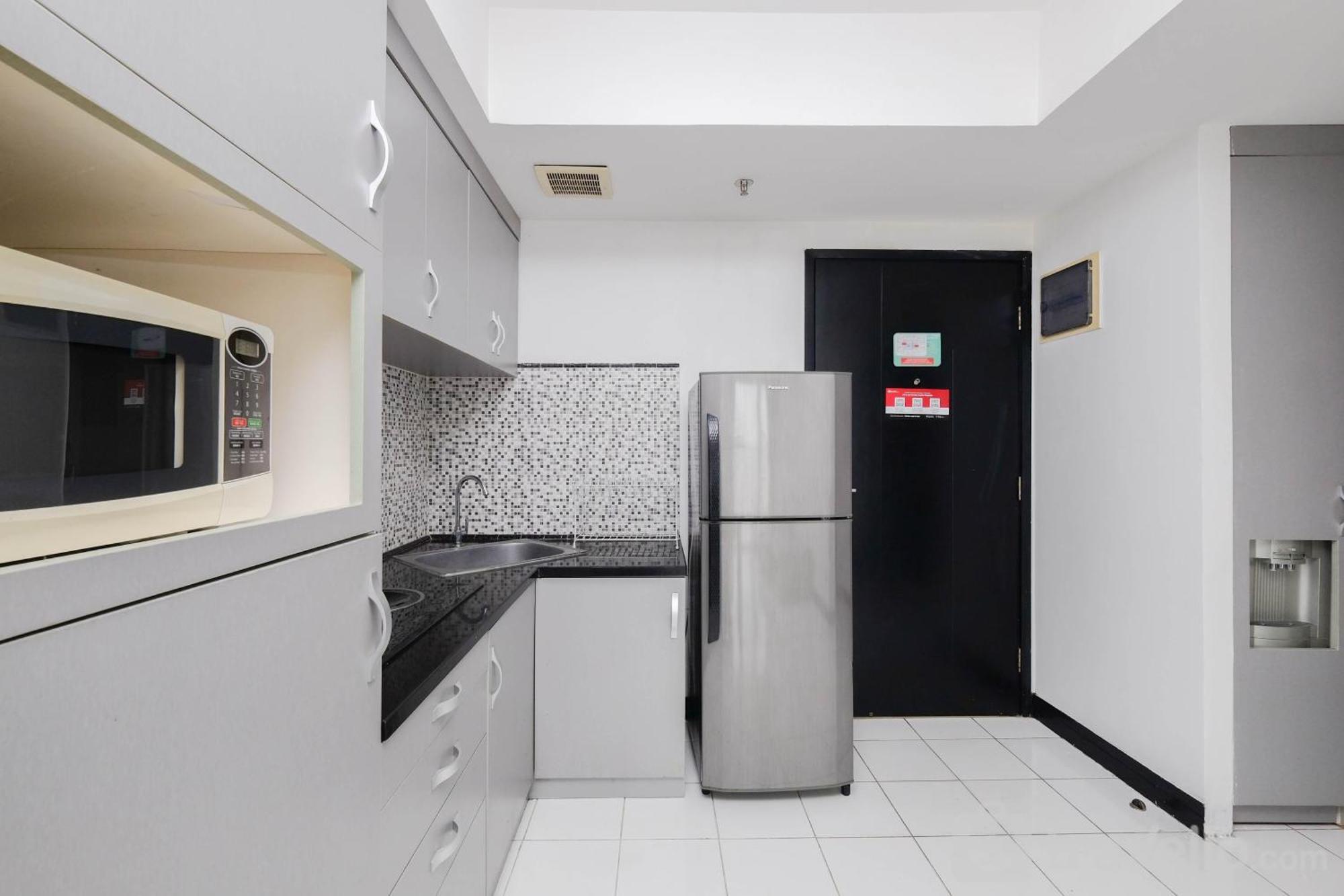 Apartment And Elegant 1br At The Wave Kuningan By Travelio